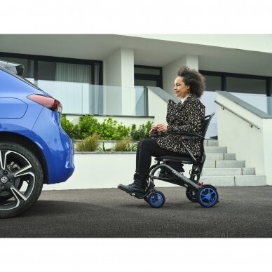 Ultra-light, electric folding wheelchair Q50 R CARBON