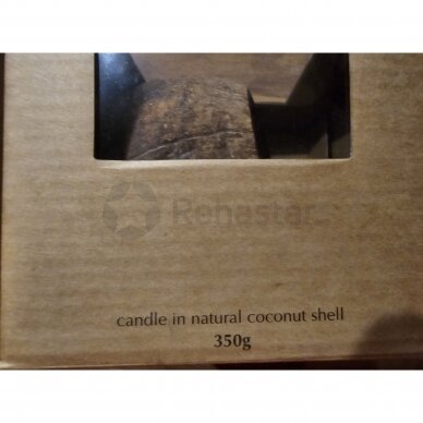 Scented candle "Coconut" in a natural coconut shell